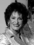 Iris Strauss's Instagram, Twitter & Facebook