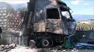 L'incidente, nel primo pomeriggio di oggi, lunedì 26 agosto, sta causando disagi al traffico. Incidente Mortale Sull A11 Youtube