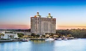 The hotel will charge an additional fee of $300 if there are noise complaints about unattended dogs and if dogs are left alone for more than two hours. 15 Pet Friendly Hotels In Savannah Ga Planetware