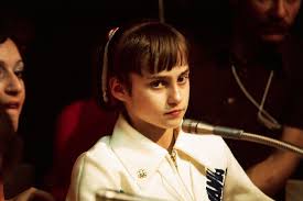 How old was nadia comaneci when she retired? Le Calvaire De Nadia Comaneci