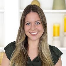 Jacqueline Keating's Instagram, Twitter & Facebook