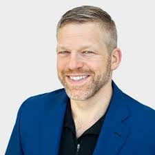 Mark Loeffler's Instagram, Twitter & Facebook