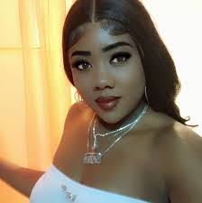 YOUNG PROMO HAÏTI telah menambah foto baru