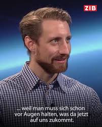 Man muss sich vor Augen halten, was da jetzt auf uns zukommt."  Molekularbiologe und „Science Buster" Martin Moder warnt vor der Wucht der  Omikron-Variante. Er empfiehlt „Impfen, so viel wir können, und