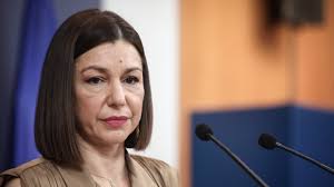 Αυτή η φωτογραφία του συγκέντρωσε 20 εκ. Pelwnh Gia Tsipra Dixastikos Kai To3ikos Anaparagei Tis A8liothtes