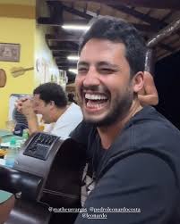 Na Fazenda Talismã, em Goiás, a noite foi de modão que machuca o coração!  ❤️🎶 Pedro Leonardo e Matheus Vargas arrasaram, com uma ajudinha do pai e  da irmã, Isabela Costa. Quem