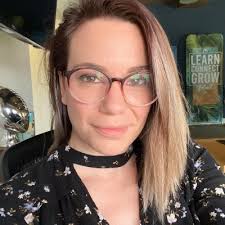 Kayla Lockwood's Instagram, Twitter & Facebook