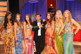 Il ritorno dei pacchi è stato bene accolto dagli italiani che infatti ieri hanno fatto sì che affari tuoi risultasse il programma più visto della giornata: Affari Tuoi Archivi Gioia Botteghi