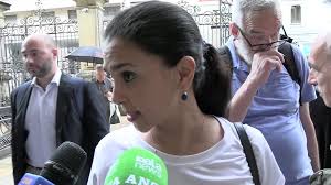 Milano, presidio al Pio Albergo Trivulzio: "Restauri a spese mie e ora mi  sfrattano"