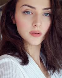 Idda Van Munster Morning Retro Makeup Natural Makeup Looks Makeup Looks