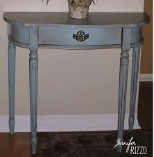 Mixing glaze is a clear satin liquid that is mixed with latex based paints to increase project working time and transparency increase transparency by turning any paint color into a glaze use on properly prepared and previously painted or faux finished metal, wood, wallpaper and plastic laminate surfaces Updating And Aging Furniture With Glaze Jennifer Rizzo