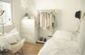 Yuk, intip 7 inspirasi desain kamar kost minimalis yang bisa anda gunakan! 6 Ide Dekorasi Kamar Ala Remaja Kekinian Yang Aesthetic Dan Dijamin Betah Seharian Semua Halaman Cewekbanget