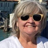 9 "Suzanne Meilleur" profiles