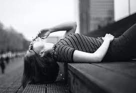 Mostly girls wants sad profile pic on their whatsapp and facebook account. 200 000 Best Sad Girl Photos 100 Free Download Pexels Stock Photos