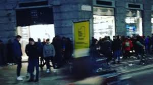Bu sonuçla birlikte roma haftayı 54 puanla kapatırken, torino puanını 30'a çıkardı. Nike Store Napoli Online Shopping For Women Men Kids Fashion Lifestyle Free Delivery Returns