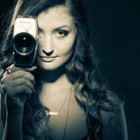 Noelle Hanson's Instagram, Twitter & Facebook