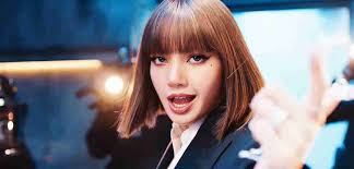 LALISA" de Lisa est le MV de soliste K-pop féminine le plus rapide à  atteindre