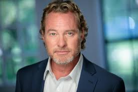 Famous Uncredited Stars in Films & TV!