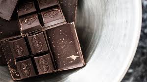 chocolate and dark chocolate nutrition facts health