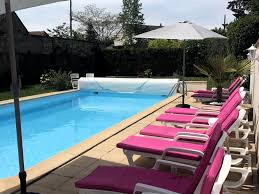 Hotel Restaurant Le Cheval Blanc Blere