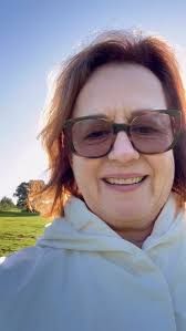 Taking healthy movement into everyday. #movementismedicine #healthymovement  #healthandwellness #walkingthedog