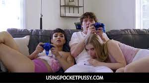 Two Teen Stepsisters Are Free Use For Boyfriend During Pizza Party - Harlow  West, Brooklyn Gray, Rion King - xvideos xxx porn xnx porno freeporn xvideo  xxxvideos tits - XNXX.COM