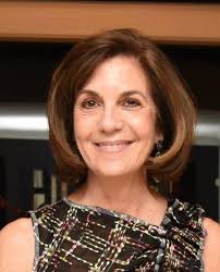 It brings my heart such joy to see my Gallerina, Valentina Marks, taking  her passion for art to the next level! Today's she's a Judge at the Bayou  City Art Festival in