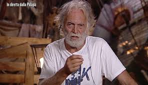 I dissapori condussero fogli a lasciare i pooh nel 1973 per intraprendere la carriera da solista, appoggiato. Riccardo Fogli Dei Pooh Tradito Dalla Moglie Il Video Del Vergognoso Confronto Con Fabrizio Corona Ziomuro Reloaded