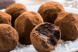 Le Truffe Au Baileys Mmm Gatez Vous Peanut Butter Truffles Food Desserts