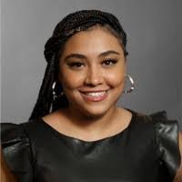 Anna Propst's Instagram, Twitter & Facebook