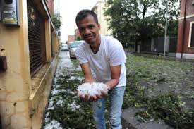 La grandinata del 22 giugno 2019 ha provocato danni consistenti in numerosi edifici comunali: Meteo Modena La Grandine Del 22 Giugno 2019 Meteo Ilrestodelcarlino It