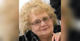 Arlene Lambert's Instagram, Twitter & Facebook