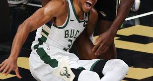 Antetokounmpo sprained his right ankle in the first half of milwaukee's eventual overtime game 4 victory on sunday. Haqbbsjd1r8agm