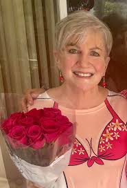 How to add blue highlights to makeup for a Snow White costume without  looking fake?