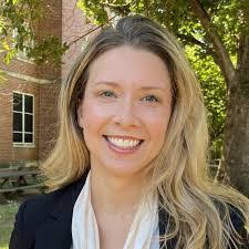 Amanda Frederick's Instagram, Twitter & Facebook