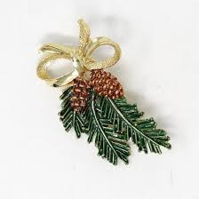 christmas brooch