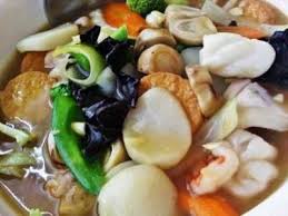 Juga bisa ditambahkan seafood seperti udang ataupun cumi yang akan menjadikan hidangan ini semakin gurih dan lezat. Resep Sapo Tahu Seafood Udang Jamur Oriental Sederhana Bumbu Balado Masakan Vegetarian Resep Masakan Resep Masakan Indonesia