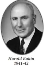 Bird House: 461 Vancouver Avenue