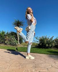 73 K Gilla Markeringar 1 222 Kommentarer Karina Kurzawa Kurzawa Karina Pa Instagram I Went Outside Thats It Karina Morning Routine Youtube Youtube S