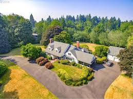 Home For Sale In Portland Oregon Listed At 2 795 000 11650 Sw Military Rd Portland Mls Number 17479315 Portland Real Estate Real Estate Oregon