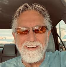 Here's a little snippet of my SIXTEENTH #1 song “Heaven in the Real World” 