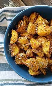 Crispy Italian Roasted Potatoes Recipe Italian Recipes Recipes Roasted Potatoes