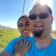 Dustin & Sarah Reynolds (Honeybun820)