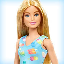 Viaja alrededor del mundo demostrando tu conocimiento sobre la moda. Barbie Ghl84 Muneca Con Muebles De Cocina Y Accesorios