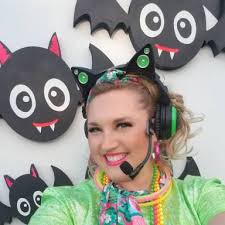 Courage to Shine Award & Feature Role Models