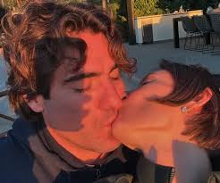 Chi è Alessandro Cutrera, il fidanzato di Bianca Balti che corre nel  Ferrari Challenge