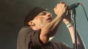 Pil trafa, por otra parte, es el nombre artístico de enrique chalar, el cantante de la banda punk argentina los violadores. M Ywsiqptxsrcm