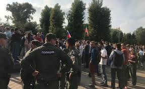 Шествие в поддержку алексея навального начнется в 14 часов 23 января от площади у входа на стадион «динамо», сообщили 66.ru в местном штабе политика. Miting Navalnogo V Kazani Proshel Bez Organizatorov Realnoe Vremya