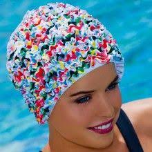 Pin Di Les Bonnets De Bain