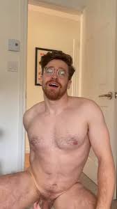 @hole_next_doors video Tweet